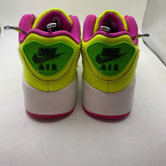Nike Airmax 90 LTR bolt green sneakers size 2 youth
