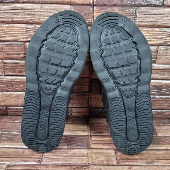 Nike Air Max Bolt Triple Black Running Athletic Sneakers Womens Size 8.5