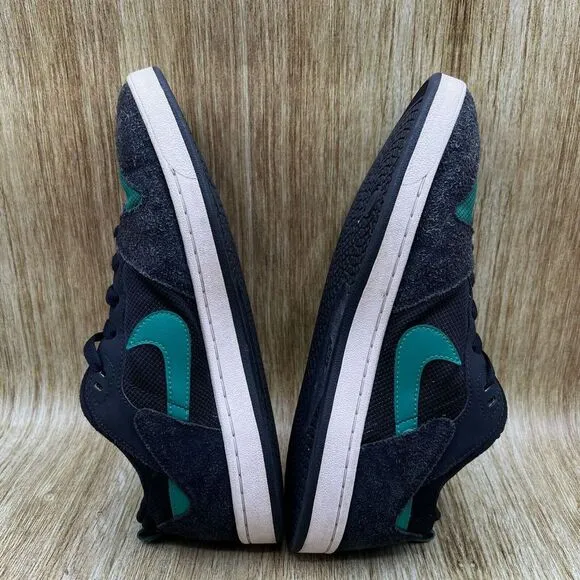 Nike‎ Alleyoop SB Men's Size 11 Black Green Sneakers Shoes Low Top CJ0882-007