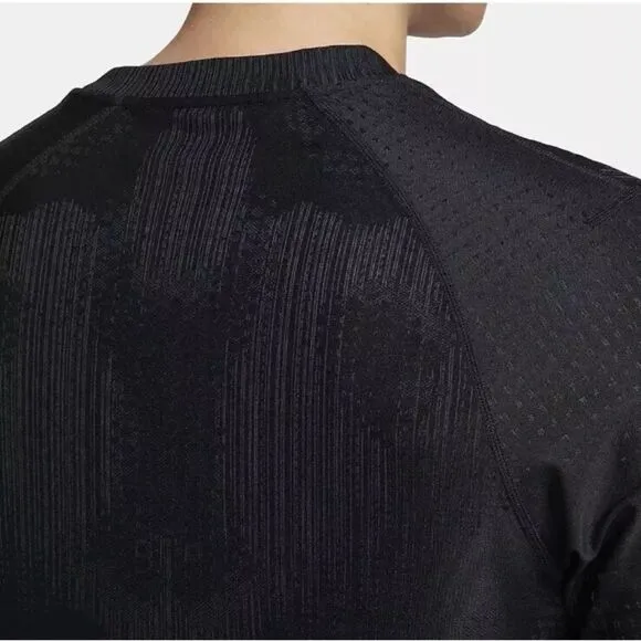 Nike A.P.S. Mens Large DriFIT ADV Short-Sleeve Black Versatile Shirt FN2971-010