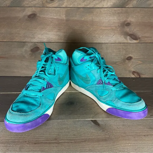 Nike auto trainer Mens size 9.5 shoes green teal athletic training sneakers