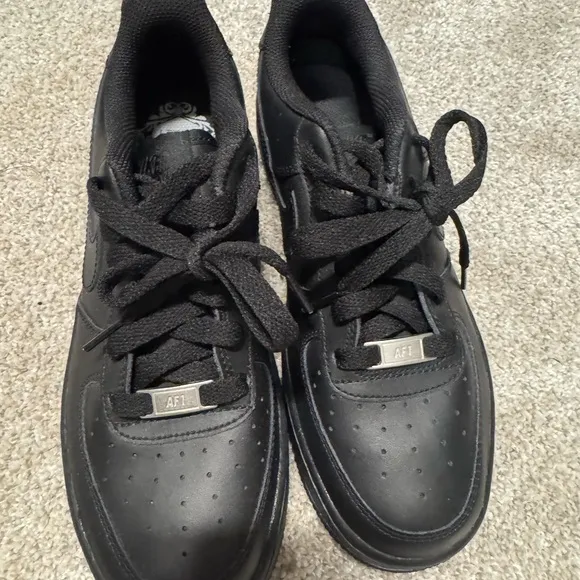 Nike Black Air Forces 5.5y