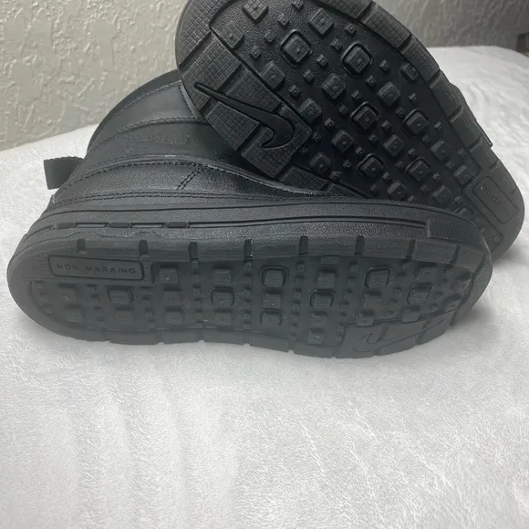 Nike Black Rain &amp; Snow Boots with Waterproof Design