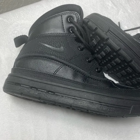 Nike Black Rain &amp; Snow Boots with Waterproof Design