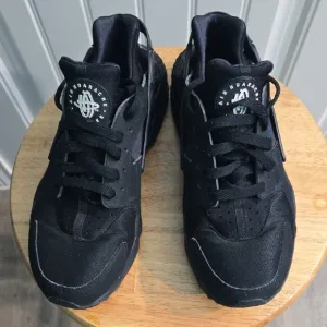 Nike Black Sneakers Huarache Design Versatile