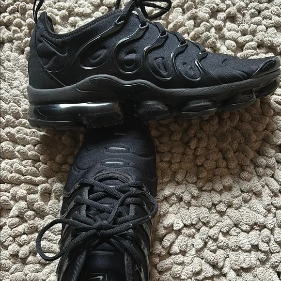 Nike Black Sneakers Premium Leather Design