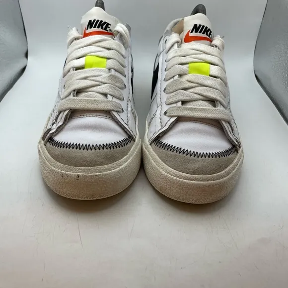 Nike Blazer ‘77 Jumbo men’s White and Black Sneakers size 7