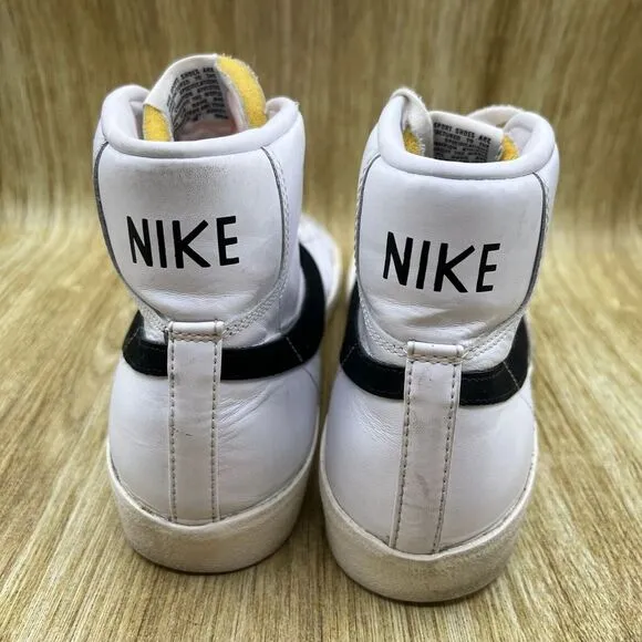 Nike Blazer Mid '77 Men's Size‎ 11 White Black Sail Sneakers Shoes BQ6806-100
