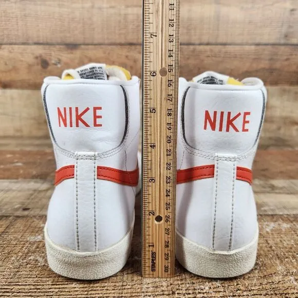 Nike Blazer Mid 77 Retro Mens Sz 9 White Orange Leather Sneakers High BQ6806-110