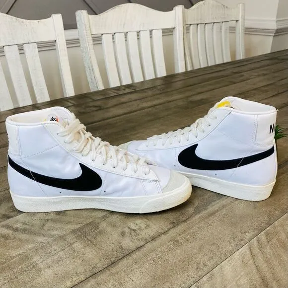 Nike Blazer Mid 77 White Basketball Men’s Sneakers Size 9