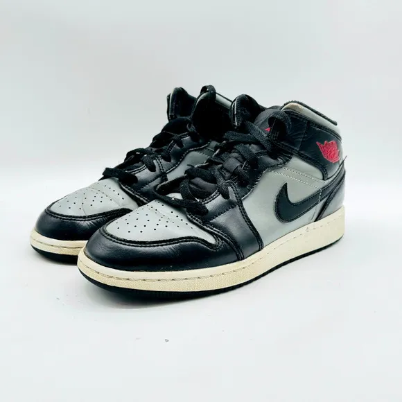 Nike Boys Air Jordan 1 Mid Boys 5Y Black Gray Red Boys Basketball Shoes Sneakers