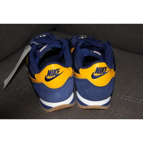 Nike Cortez Midnight Navy Gold Sneakers size US 10 DM0950-401