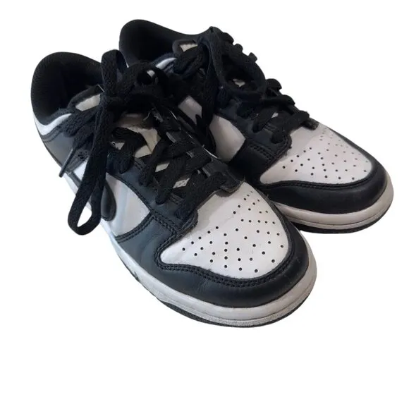Nike Dunk Low Black &amp; White Sneakers Boy Size 3.5 Y
