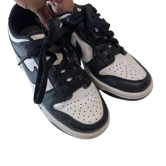 Nike Dunk Low Black &amp; White Sneakers Boy Size 3.5 Y