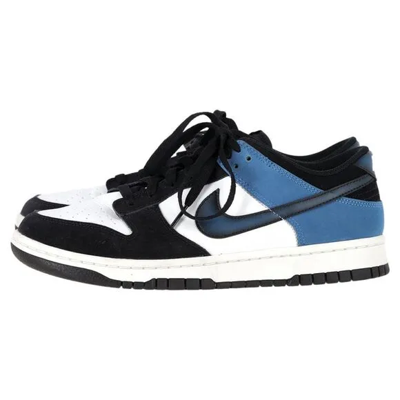 Nike Dunk Low-Top Sneakers in Industrial Blue Leather