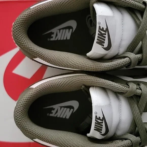 Nike Dunk Low Women’s Size 9W White/Medium Olive DD1503-120