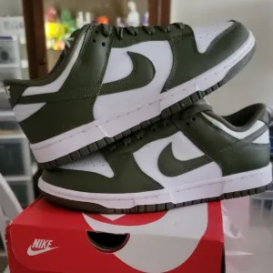 Nike Dunk Low Women’s Size 9W White/Medium Olive DD1503-120