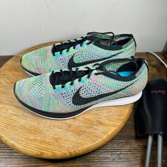 Nike Flyknit Racer 2.0 2017 Green Black Men's Size 10.5 Shoe Sneakers 526628-304