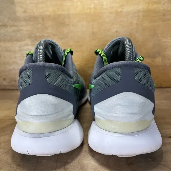 Nike Free 5.0 REFLECTIVE Mens Size 9 Running Shoes Sneakers Gray/Volt Green