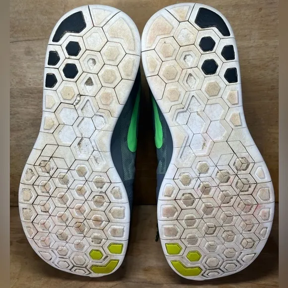 Nike Free 5.0 REFLECTIVE Mens Size 9 Running Shoes Sneakers Gray/Volt Green