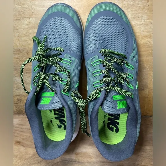 Nike Free 5.0 REFLECTIVE Mens Size 9 Running Shoes Sneakers Gray/Volt Green