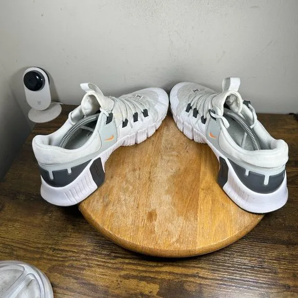 Nike Free Metcon 5 White Bright Mandarin Shoes Sneakers Men's Size 11 DV3949-101