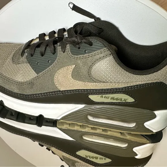 Nike Green and Black Sneakers with Air Max Sole