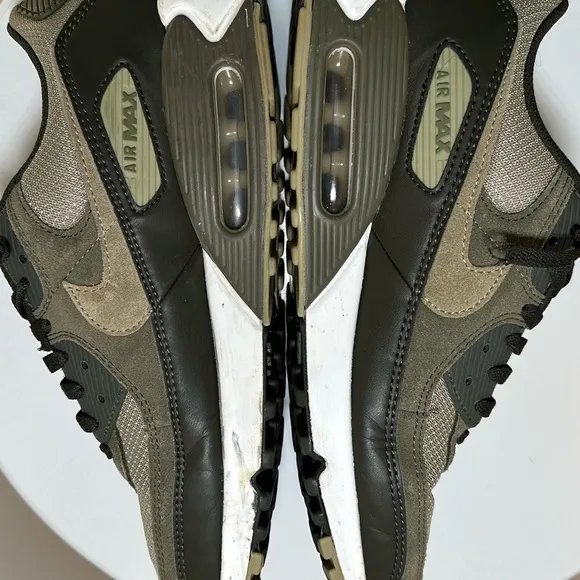 Nike Green and Black Sneakers with Air Max Sole