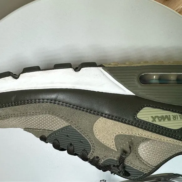 Nike Green and Black Sneakers with Air Max Sole