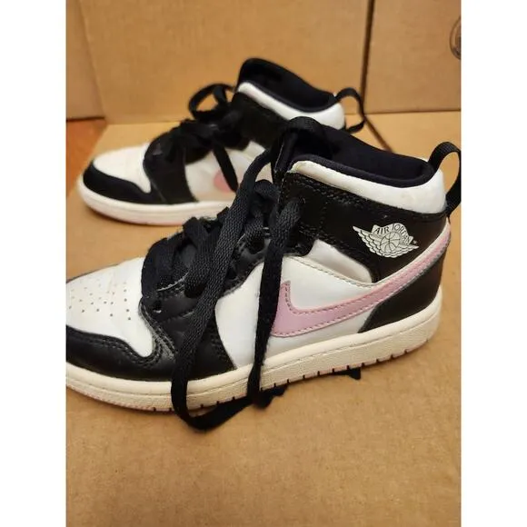 Nike Jordan 1 Kids 13.5 C Mid White Black Light Arctic Pink