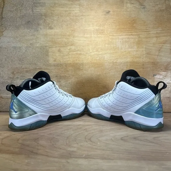 Nike Jordan Velocity GS Youth Size 7 Shoes Sneakers White Blue 693361-117