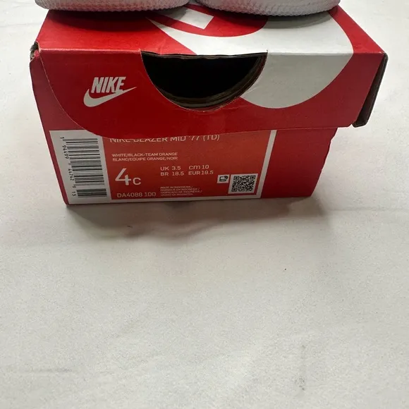Nike Kids White Sneakers toddler 4c