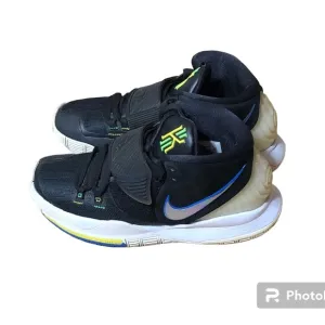 Nike Kyrie Basketball Sneakers Men Size 6.5Y