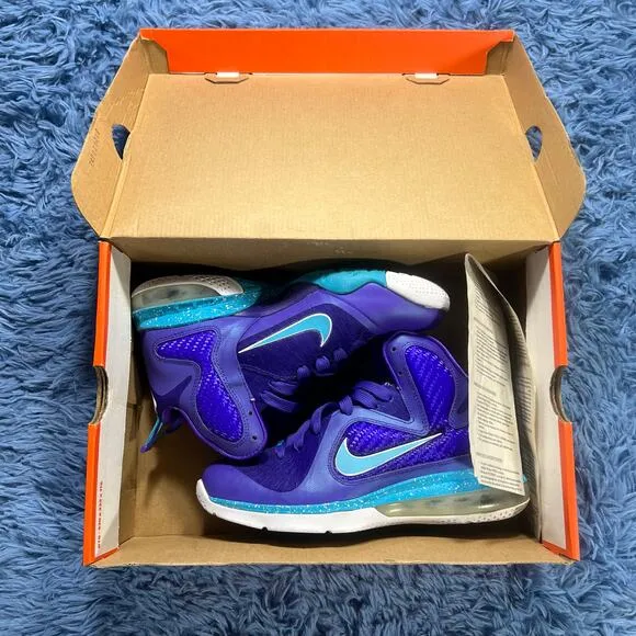 Nike LeBron 9 Summit Lake Hornets Sneakers Size 5.5 Youth Purple Blue 2012