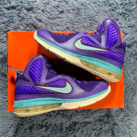 Nike LeBron 9 Summit Lake Hornets Sneakers Size 5.5 Youth Purple Blue 2012
