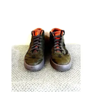 NIKE Lebron x NSW Lifestyle Men’s Leather Gum Olive Green Sz 10.5  604826 300