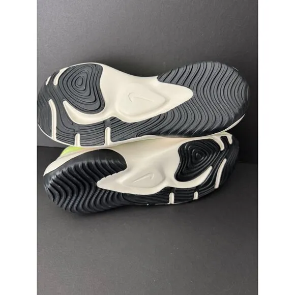 Nike Legend Essential 3 Next Nature Barely Volt Phantom Sneakers US 10.5 EU 44.5