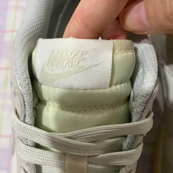 Nike Light Grey Sneakers