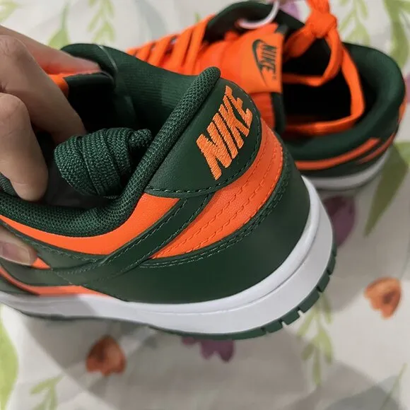Nike Low-Top Sneakers In Orange And Dark Green