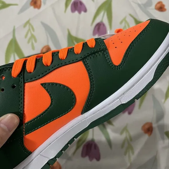 Nike Low-Top Sneakers In Orange And Dark Green