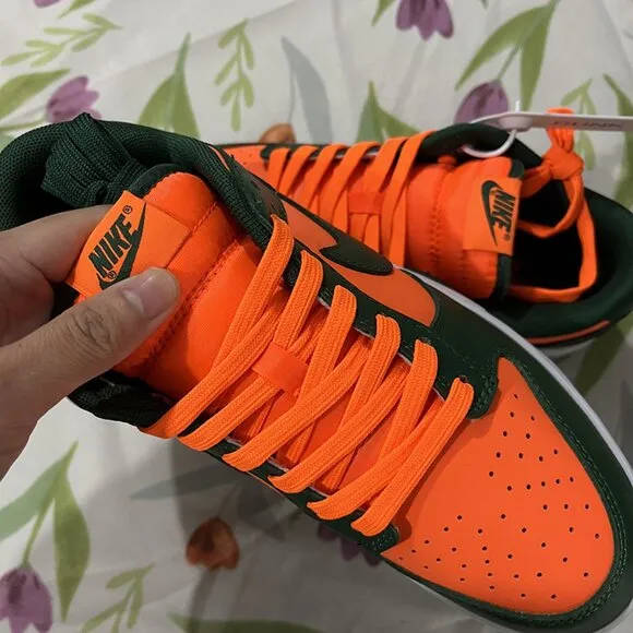 Nike Low-Top Sneakers In Orange And Dark Green