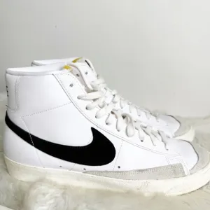 Nike Men's Blazer Mid '77 Vintage White Size 12