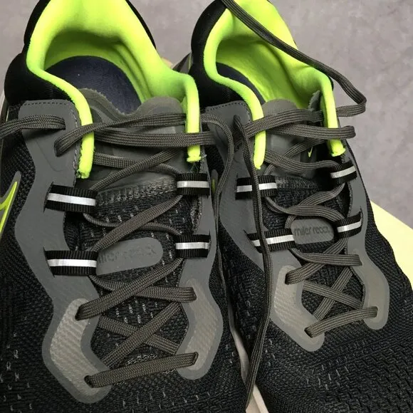 Nike Mens React Miler 2 Running Shoes size 12.5 Sneakers Smoke Grey Volt Black