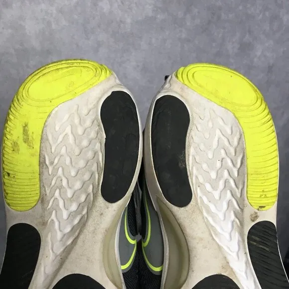 Nike Mens React Miler 2 Running Shoes size 12.5 Sneakers Smoke Grey Volt Black
