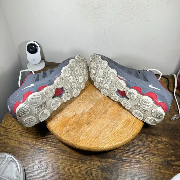 Nike Mens Reax 8 TR Gray Red Shoe Sneakers Men's Size 13 621716-013