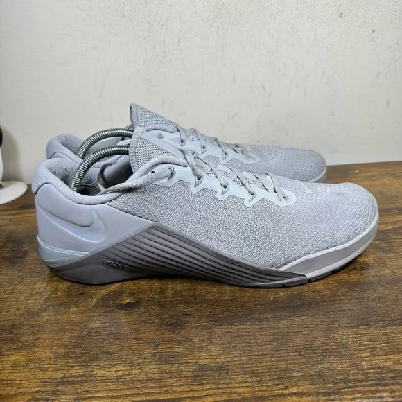 Nike Metcon 5 Wolf Grey Athletic AQ1189-010 Sneakers Shoes Men’s Size‎ 14
