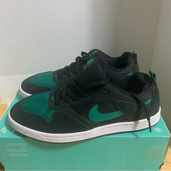NIKE SB ALLEYOOP BLACK-MYSTIC GREEN-BLACK-WHITE SZ‎ 8.5 [CJ0882-007]