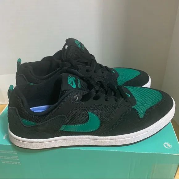 NIKE SB ALLEYOOP BLACK-MYSTIC GREEN-BLACK-WHITE SZ‎ 8.5 [CJ0882-007]