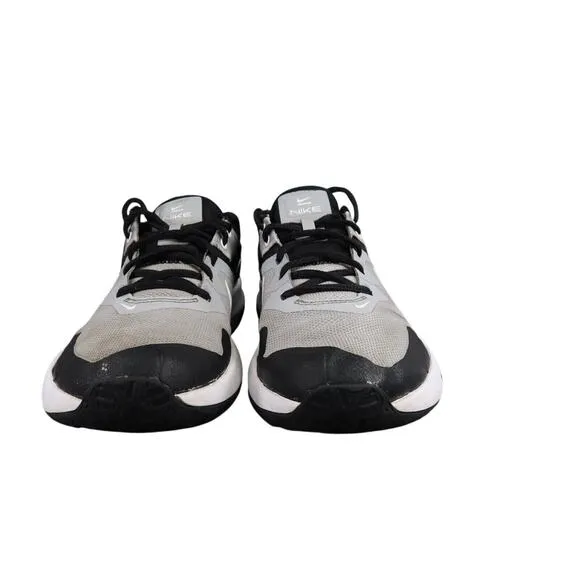 Nike Shoes Mens 9 Athletic Trainers Varsity Compete TR 3 Sneakers Grey Black