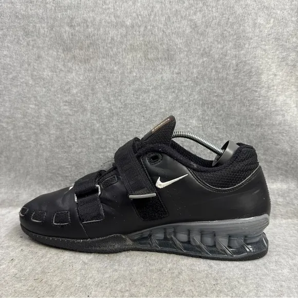 Nike Shoes Mens Size 10 Romaleos 2 Black Weightlifting Gym Sneakers 476927-010
